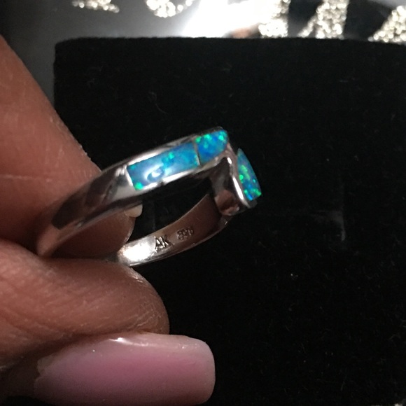 Sterling Silver Ocean blue Fire Opal ring - Picture 5 of 12
